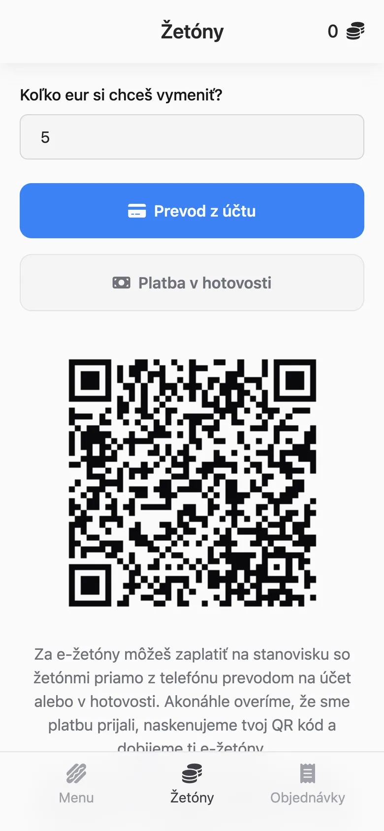 Hosť zadá sumu a ukáže QR kód na dobitie e-žetónov